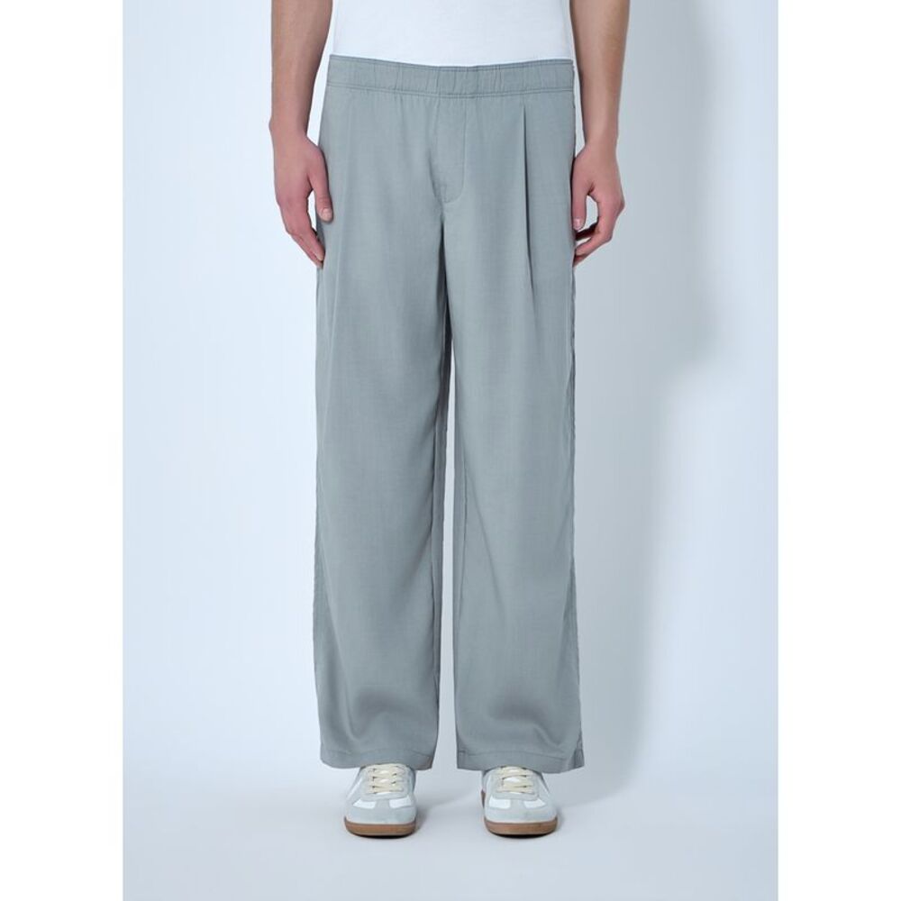 Our Legacy Men Elasticated Waist Trousers